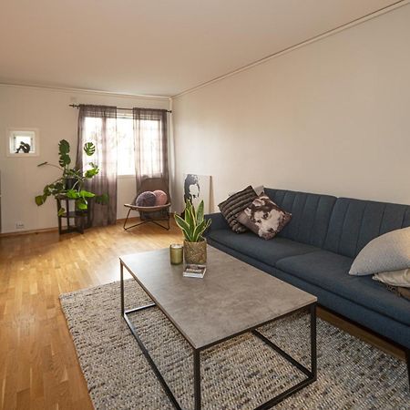 Supersentral 3-Roms Leilighet Med Parkering I Garasje Хёугесунн Экстерьер фото